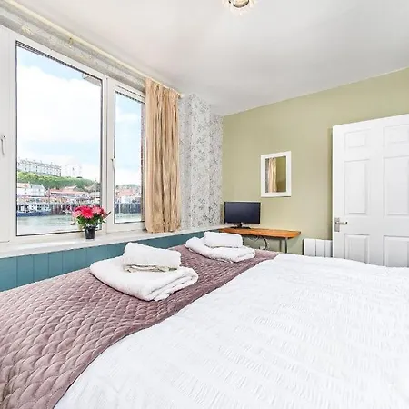 Lägenhet Coastal Sleeps 4 Stunning Views Near The Abbey *